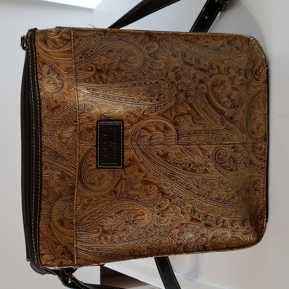 Shoulder bag, Relic, dark and light brown paisley